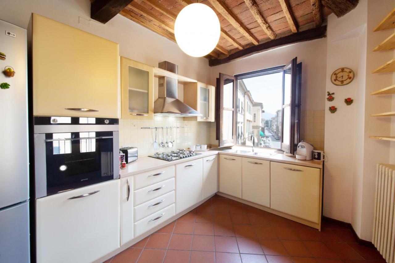 Serena Apartment, Cosy Close Center Town Lucca Eksteriør bilde