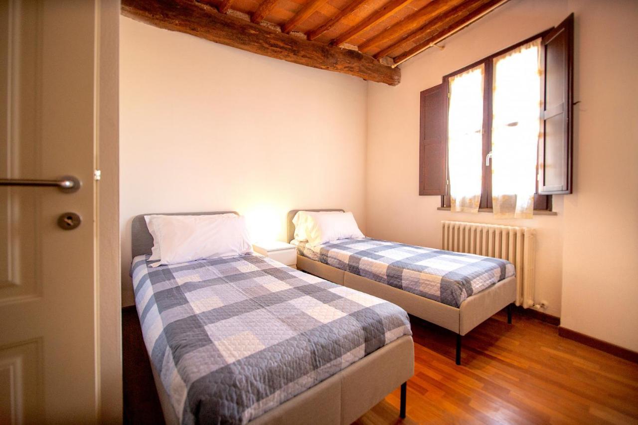 Serena Apartment, Cosy Close Center Town Lucca Eksteriør bilde